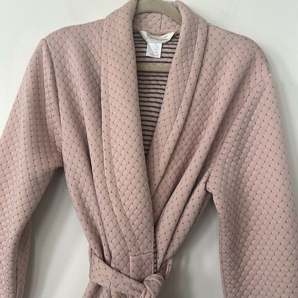 Diamond Tea Rose Quilted Pattern Long Robe M - Picture 2 of 8